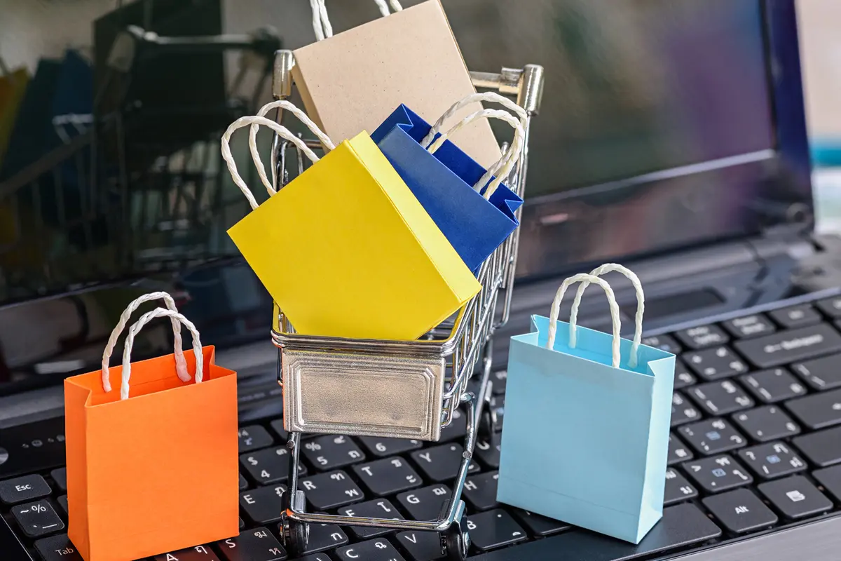 Ilustrasi e-Commerce