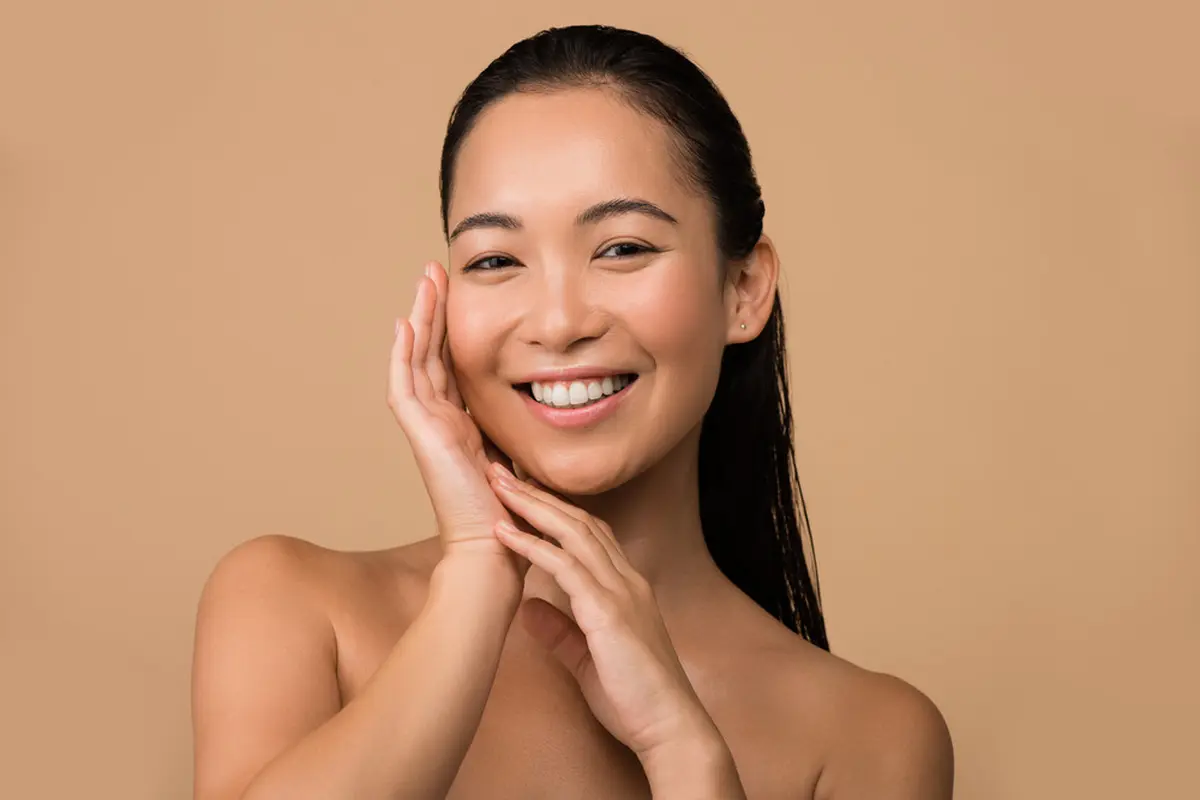 Glass Skin untuk Kulit Sawo Matang: Glowing Nggak Harus Putih, Intip Panduannya yang Bisa Diterapkan Sekarang!