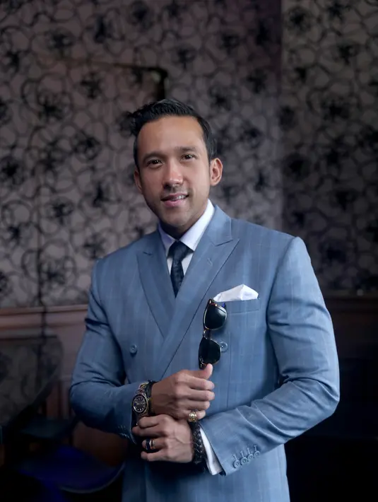 Ditemui di Barge Hot Rod Jalan Pangeran Antasari, Cilandak, Jakarta Selatan, Senin (30/11),  Maruli Tampubolon mengaku tak mau terpatok dalam genre tertentu. Baginya, musik tak bisa dipatok dalam satu genre. (Andy Masela/Bintang.com)