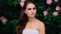 6 Potret Natalie Portman, Pemeran 'Thor' Perempuan di Sekuel Selanjutnya