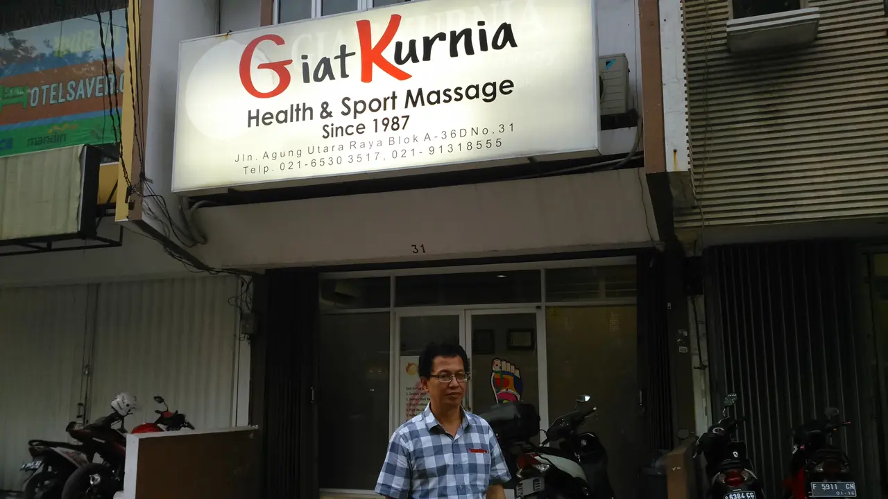 Dibalik Suksesnya Atlet, Ada Pemijat Atlet Sugiat