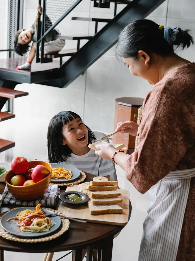 5 Tips Menambah Nafsu Makan Anak Usia 2 Tahun Tanpa Suplemen