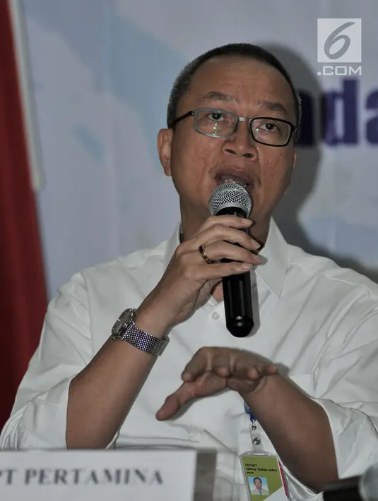 Senior Vice President Corporate ICT PT Pertamina Jeffrey Tjahja Indra saat konferensi pers kesepakatan BPH Migas, PT Pertamina dan PT Telkom terkait Digitalisasi Nozzle di Kantor BPH Migas, Jakarta, Senin (13/8). (Merdeka.com/Iqbal S Nugroho)