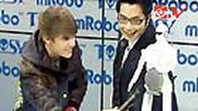 Justin Bieber Bintang Tamu Pameran Robot