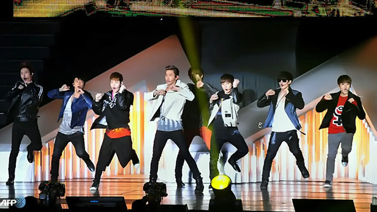 super-junior-130713b.jpg