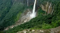 Kota Ini Tak Pernah Berhenti Hujan