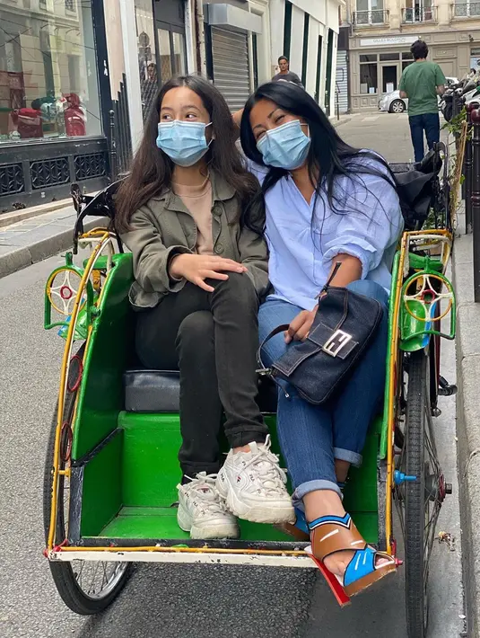 (Instagram/anggun_cipta)