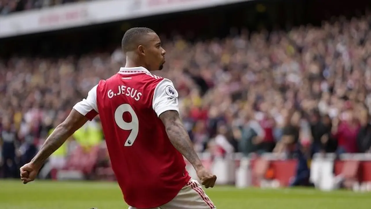 Selebrasi Gabriel Jesus usai mencetak gol untuk Arsenal (c) AP Photo