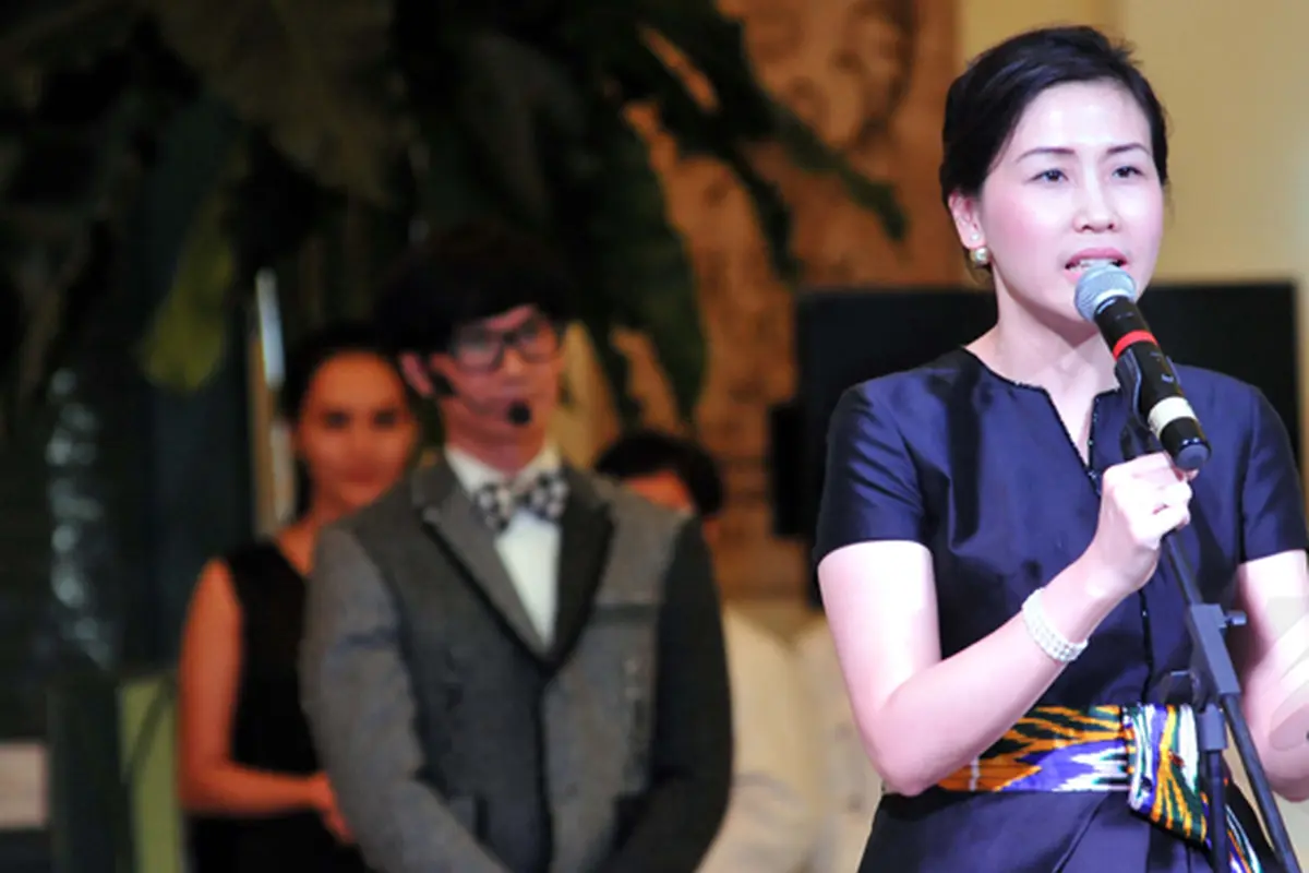 Istri calon Gubernur DKI Basuki Tjahaja p[urnama Alias Ahok, Veronica Tan