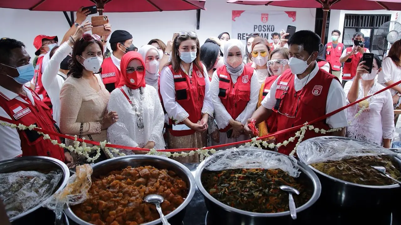 Relawan Siaga buat Warteg Gratis untuk warga terdampak pandemi Covid-19. (Istimewa)