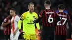 Tentu bukan hal yang mudah bagi sebuah tim untuk bangkit setelah tertinggal tiga gol dalam sebuah laga. Namun tiga tim Premier League berikut membuktikan tak ada yang mustahil dalam sepak bola. Ketiganya sukses melakukan comeback untuk membungkus kemenangan setelah sebelumnya ketinggalan tiga gol terlebih dahulu. Ini dia daftar ketiga tim hebat tersebut. (AFP/Adrian Dennis)