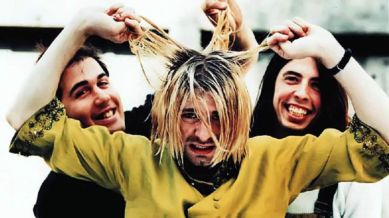 nirvana-131217c.jpg