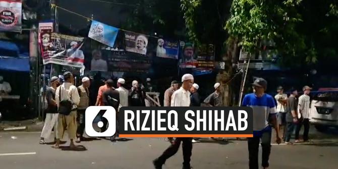 VIDEO: Rizieq Shihab Pulang, Jalan Petamburan Tiga Ditutup Ormas