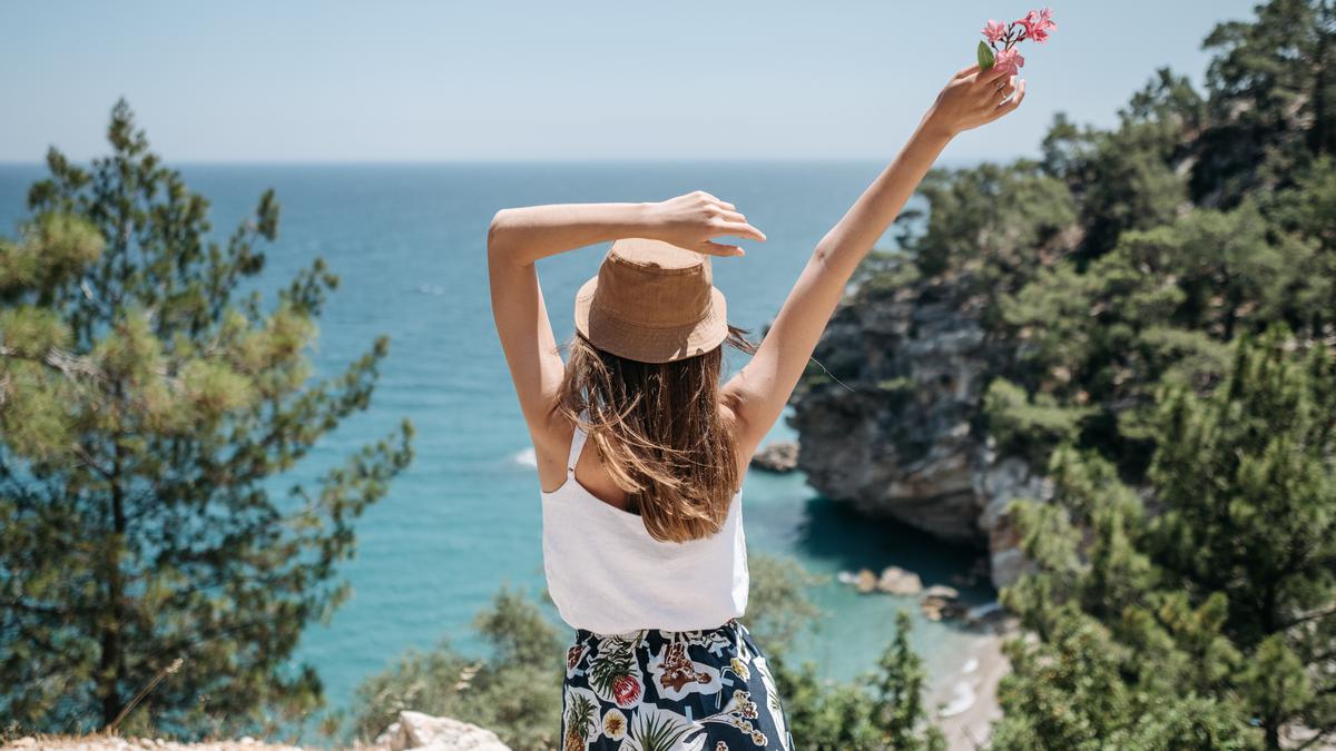 Cara Setiap Zodiak Menikmati Akhir Pekan, Kamu Tipe yang Mana?