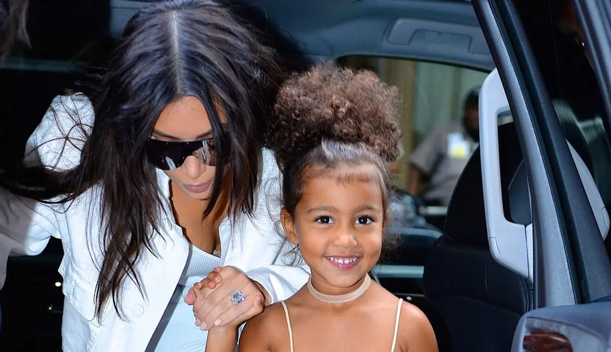 Anak pertama Kim Kardashian dan Kanye West, North West, ternyata nakal seperti anak-anak lainnya. (Mashable)