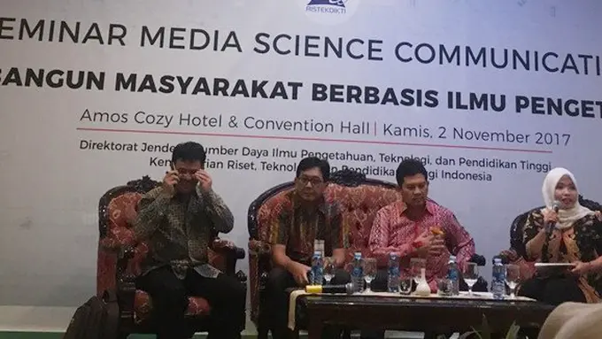 copyright vemale.com/Anisha SP