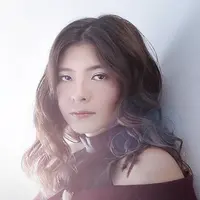 Foto Eksklusif Shaloom Razade. (Fotografer: Deki Prayoga, Wardrobe: @coierofficial, Makeup: @rezyandriati Digital Imaging: Muhammad Iqbal Nurfajri /Bintang.com)