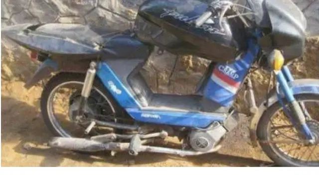 Modifikasi Nyeleneh Sepeda Motor Matic Ini BikinTepuk Jidat