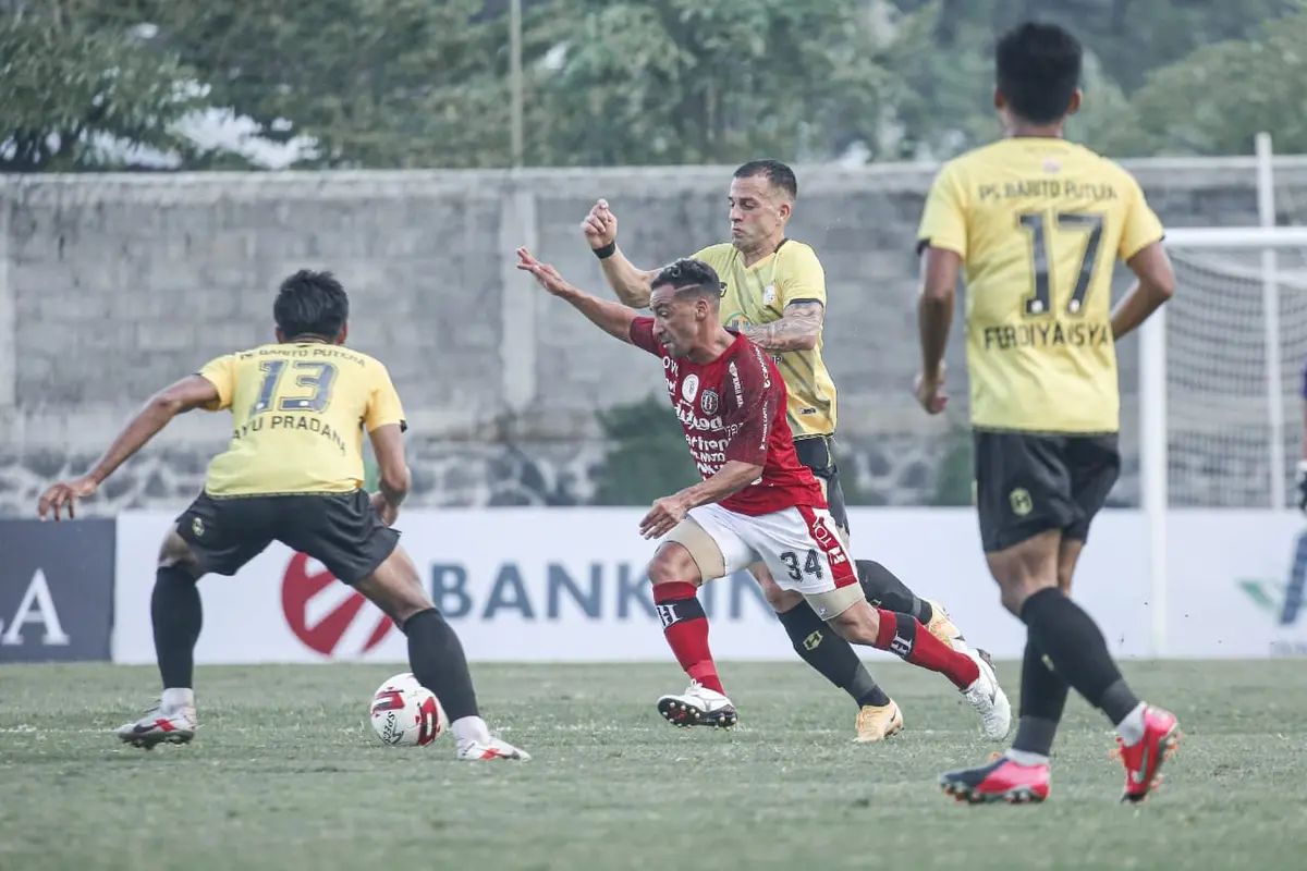 Bali United vs Barito Putera