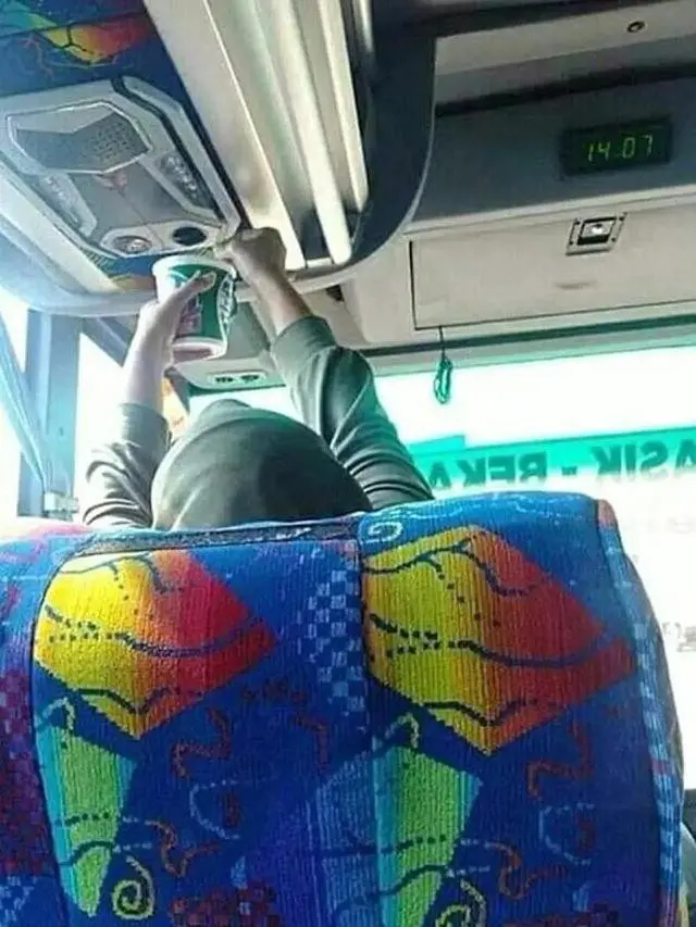 Penumpang bus (Ist)