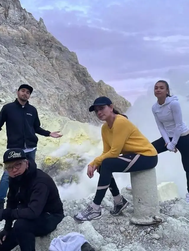 Segera Tayang, Ini 6 Potret Kompak Angela Gilsha dengan Pemain Dewi Rindu
