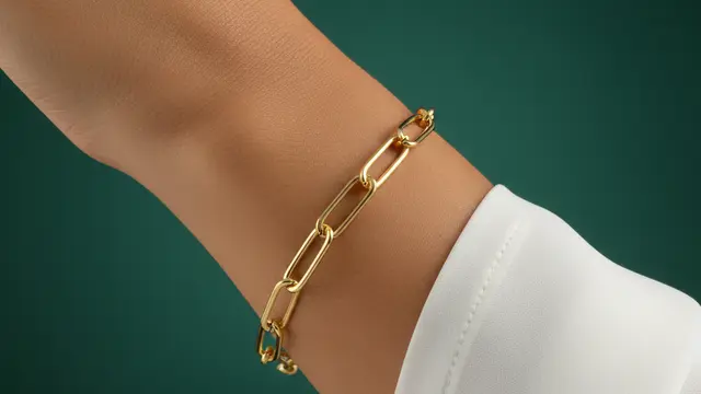 Model Gelang Emas Rantai Elegan Untuk Hari Raya. AI