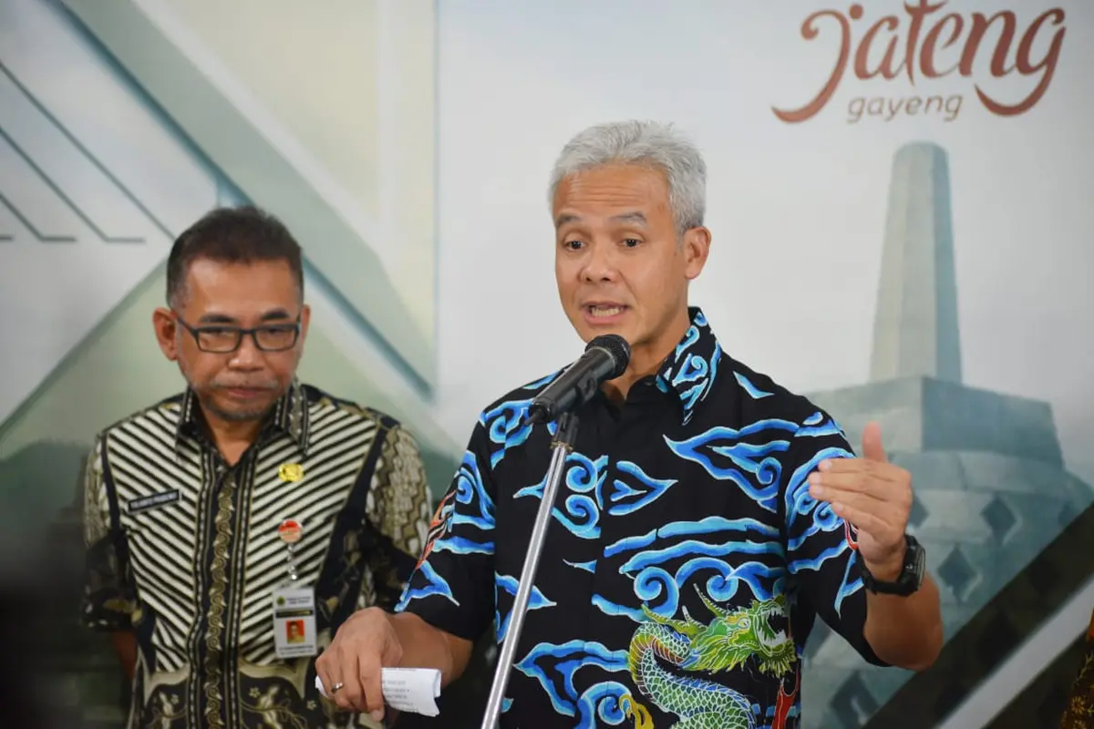 ]Pasien Positif Corona Meninggal, Ganjar Minta Masyarakat Jangan Panik