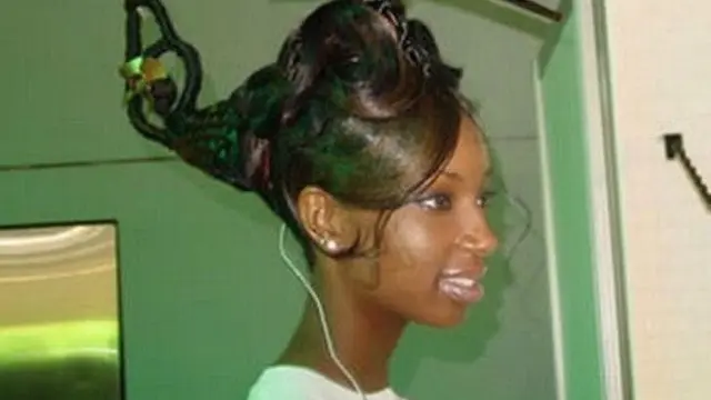 6 Potongan Rambut Cewek yang Paling Absurd, Enggak Habis Pikir