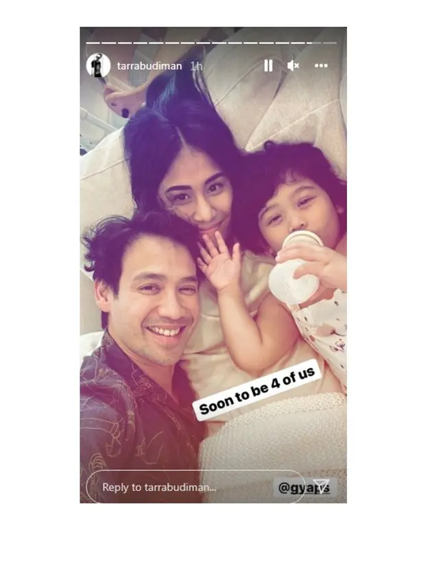 6 Momen Tarra Budiman dan Gya Sadiqah Umumkan Kehamilan Kedua, Penuh Bahagia