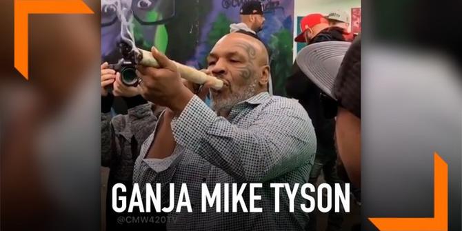 VIDEO: Wow, Mike Tyson Isap Ganja Raksasa