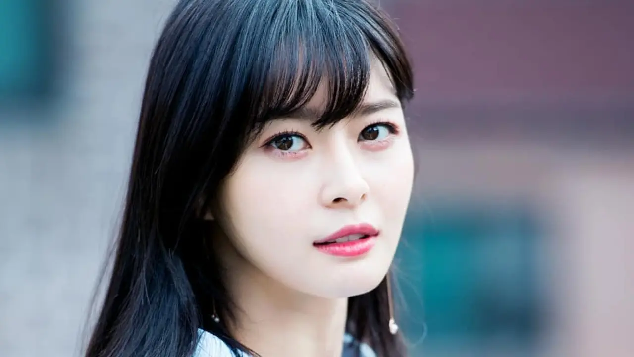 Kwon Nara