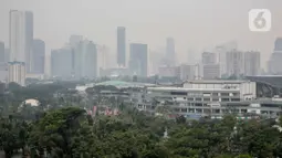 Berdasarkan data IQAir pada hari ini Kamis (31/8/2023) pukul 13.50 WIB, tingkat polusi Ibu Kota berada di angka 174. (Liputan6.com/Faizal Fanani)