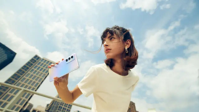 Realme GT Master Edition Daybreak Blue (Dok. Realme)