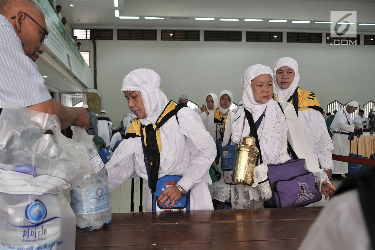 Antre Ambil Air Zamzam