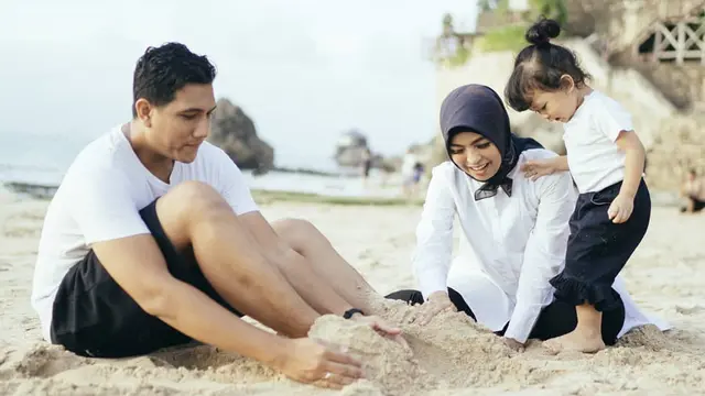 [Bintang] Tantri Kotak