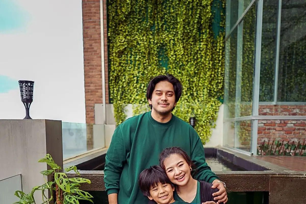 Hamil Anak Kedua, Ini 6 Potret Eriska Rein dan Mithu Nisar yang Harmonis