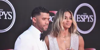 Penyanyi aliran musik R&B, Ciara baru saja menikah dengan atlet footbal asal Amerika Serikat, Russel Wilson. (AFP/Bintang.com)