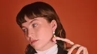 Aksi Putri Bjork Debut Jadi Model, Tampil di Kampanye Miu Miu