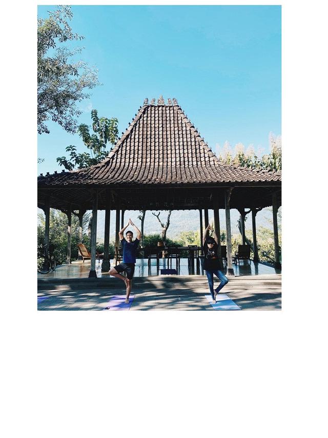 7 Potret Daniel Mananta dan Keluarga Lakukan Road Trip, Seru Banget