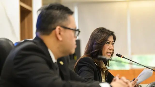 Menkomdigi Meutya Hafid bertemu dengan Sekretaris Partai Kota Nanning, Provinsi Guangxi, Tiongkok, Nong Shengwen, di kantor Komdigi Jakarta untuk membahas pengembangan AI. Credit: Komdigi