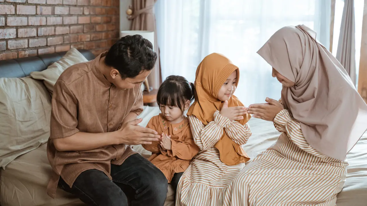 ibu dan anak hijab