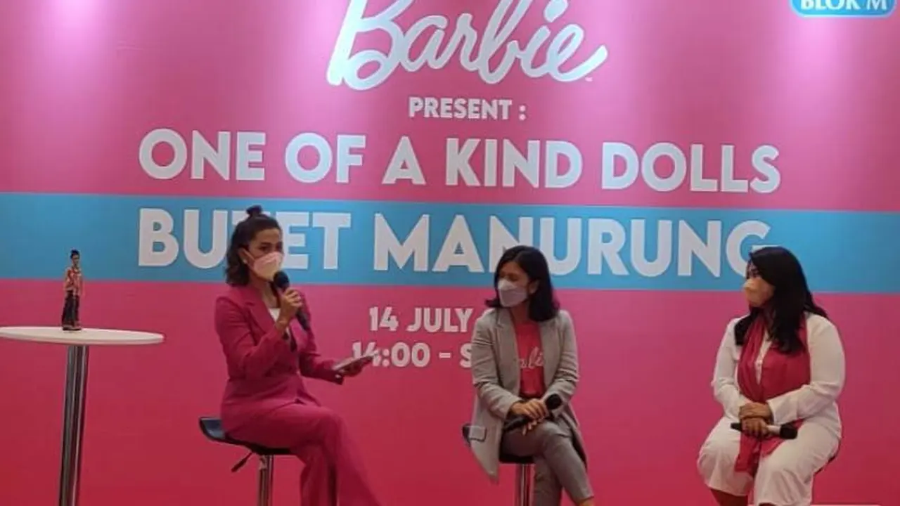 Dibuatkan Boneka Barbie, Butet Manurung Juga Jadi Mentor Bagi Anak-Anak ASEAN