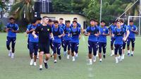 Sesi latihan Timnas Malaysia U-22 di Wisma FAM sebelum berangkat untuk berlaga di SEA Games 2023. (Dok. FAM)