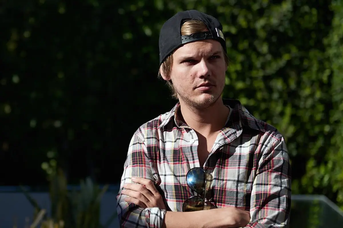 [Bintang] Avicii Meninggal Dunia, Pihak Kepolisian Tak Temukan Tindakan Kriminal
