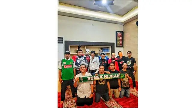 Viral, Ustaz Ini Lakukan Kajian Dengan Tema Anime