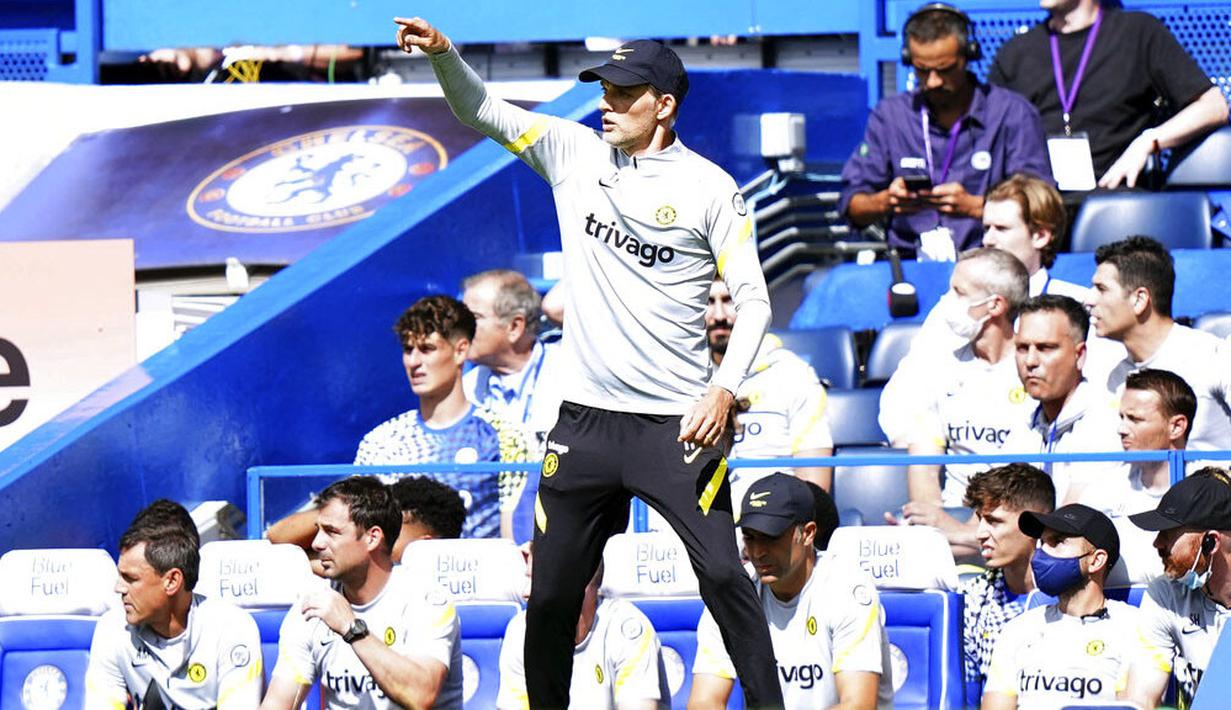 Meski mampu memetik hasil memuaskan di laga perdana namun pelatih Chelsea, Thomas Tuchel tak mau sesumbar dan masih merasa timnya belum layak disebut sebagai kandidat juara Liga Inggris 2021-2022. (Foto: AP/Tess Derry)