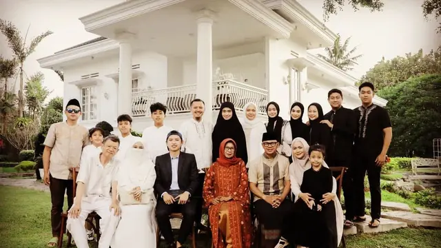 Yulia Rachman (Instagram/yuliarachman_dearblack.id)