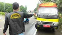 Pengadangan truk sampah di Bogor (Liputan6.com/ Achmad Sudarno)