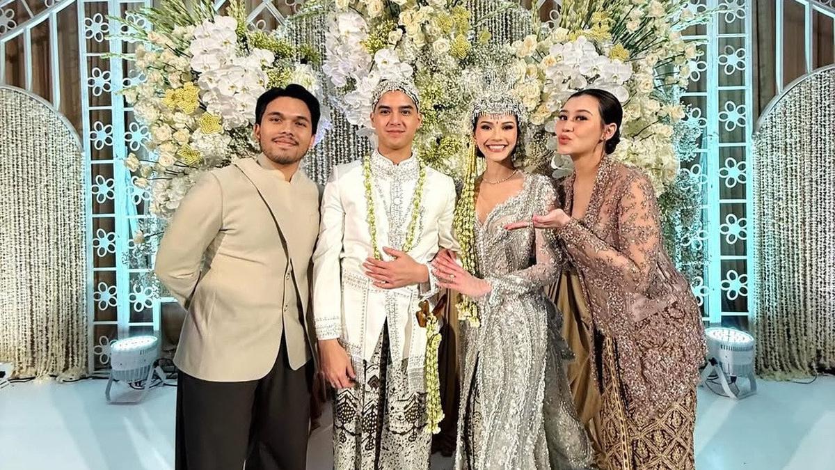 Model Kebaya Aaliyah Massaid saat Hadiri Akad Nikah Al Ghazali dan Alyssa Daguise