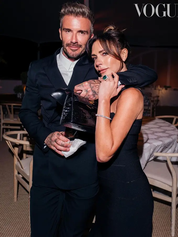 Parade Busana Desainer Ternama di Pernikahan Mewah Brooklyn Beckham dan Nicola Peltz